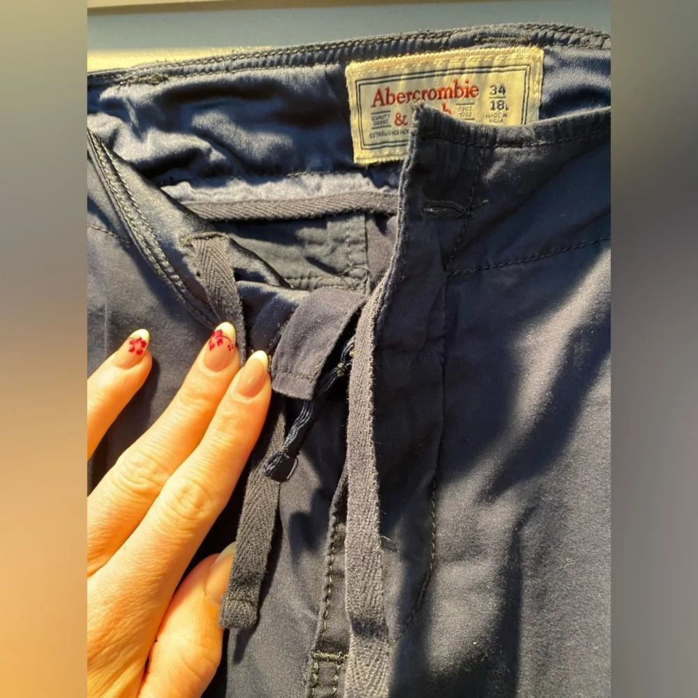 A&F blue cargo pants NWT - Picture 5 of 14